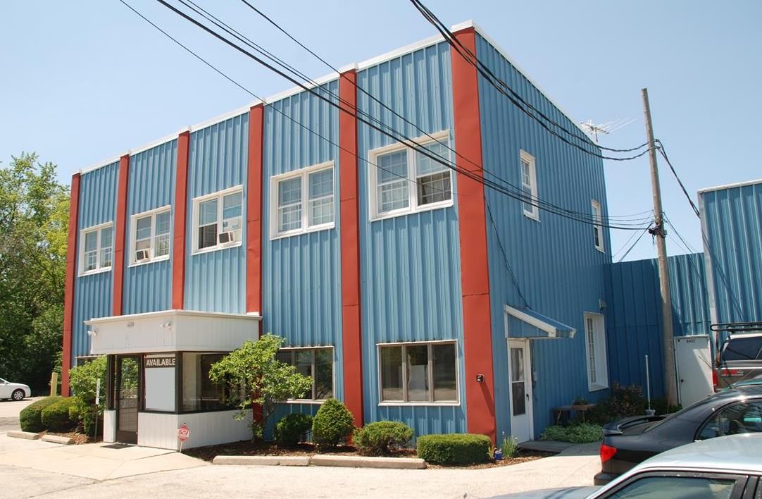 Oconomowoc office space: 440 S Lapham St, Oconomowoc, WI 53066